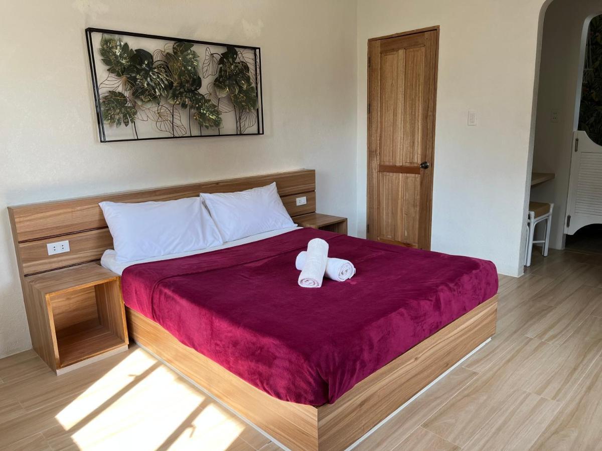 Red Knight Gardens Hotel Davao City Екстериор снимка