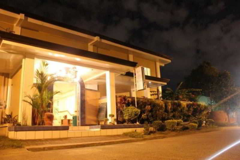 Red Knight Gardens Hotel Davao City Екстериор снимка